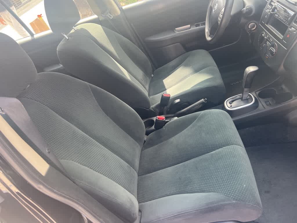 Thumbnail: 2012 Nissan Versa - 16