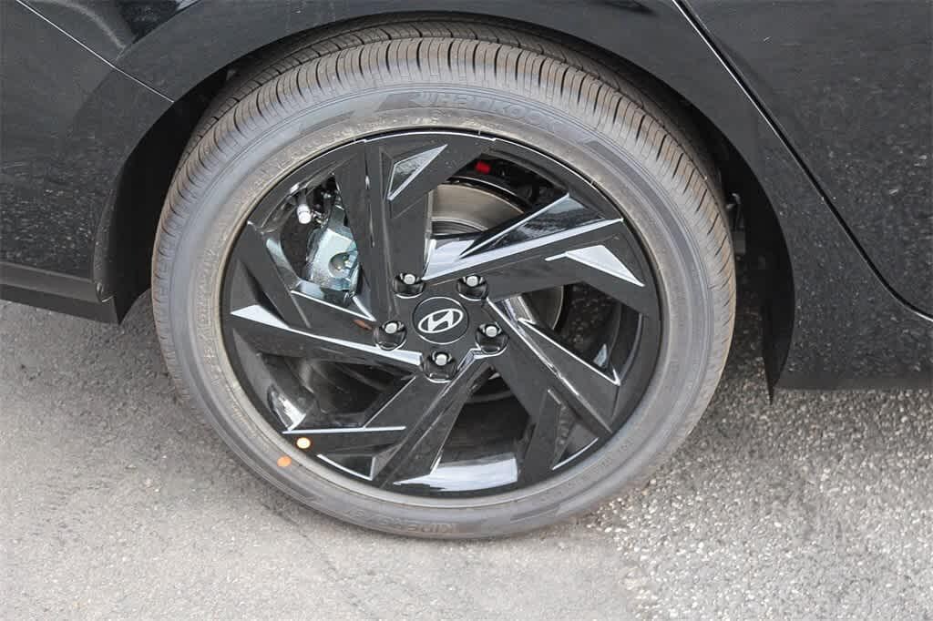 Thumbnail: 2026 Hyundai Elantra - 8