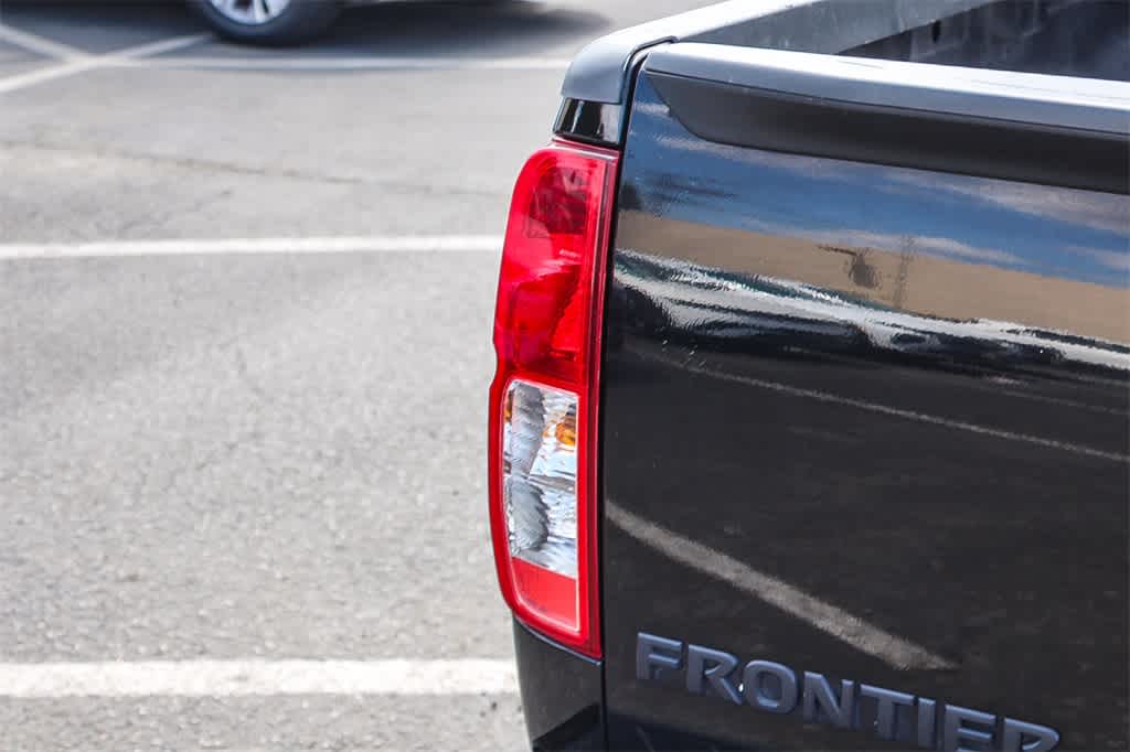 Thumbnail: 2021 Nissan Frontier - 7