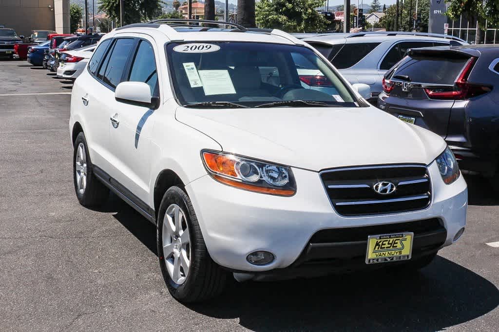 Thumbnail: 2009 Hyundai Santa Fe - 3
