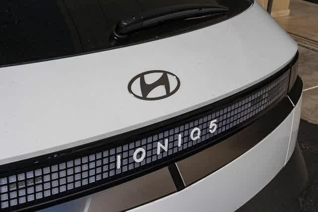2025 Hyundai Ioniq 5 Limited 12