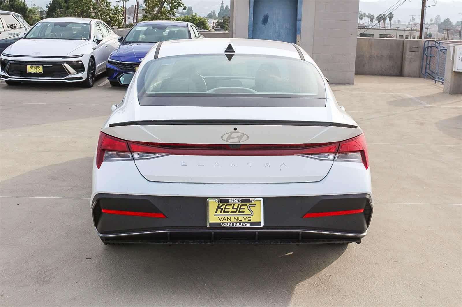 Thumbnail: 2026 Hyundai Elantra - 6