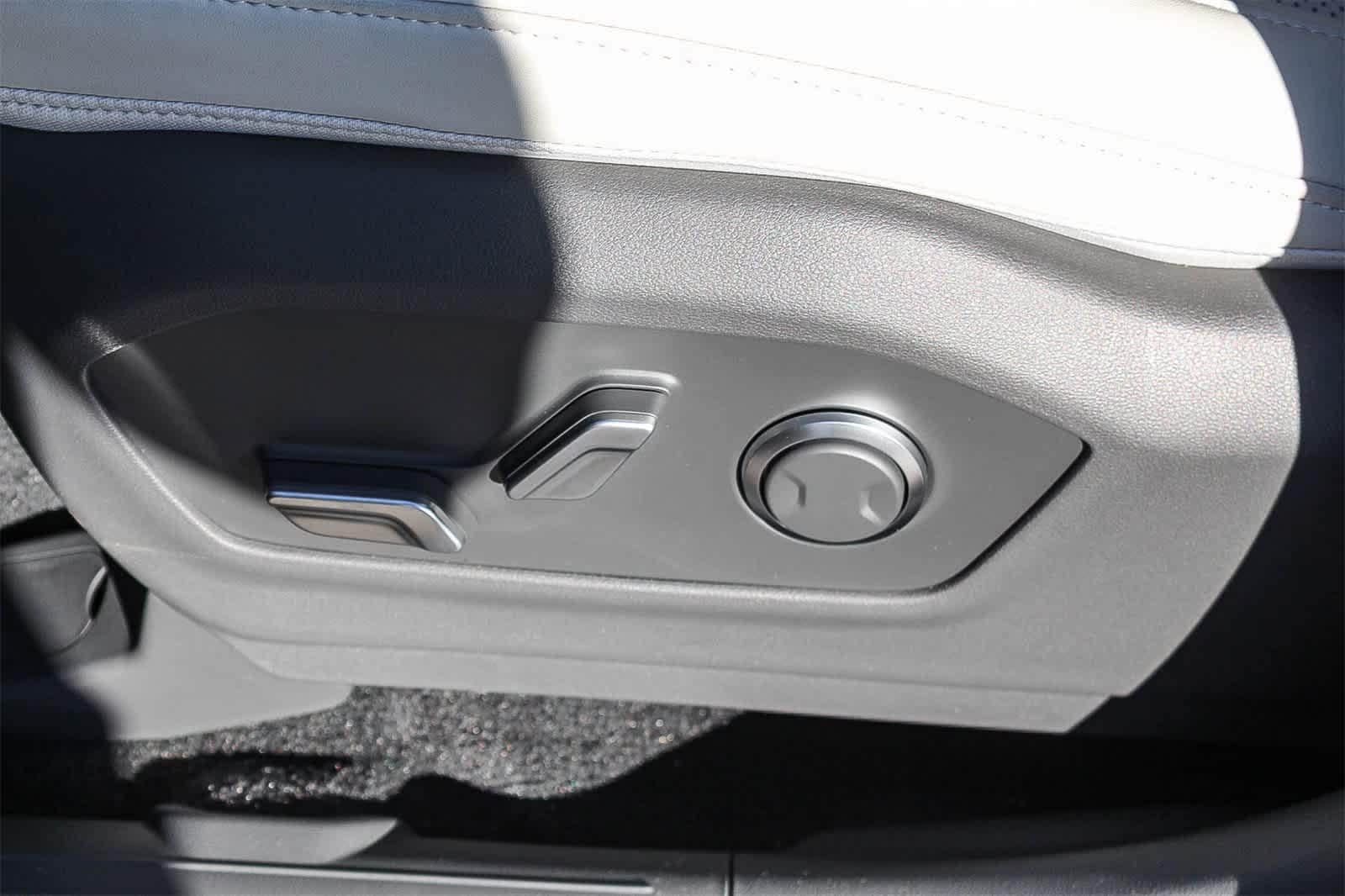 Thumbnail: 2026 Hyundai Santa Fe - 28