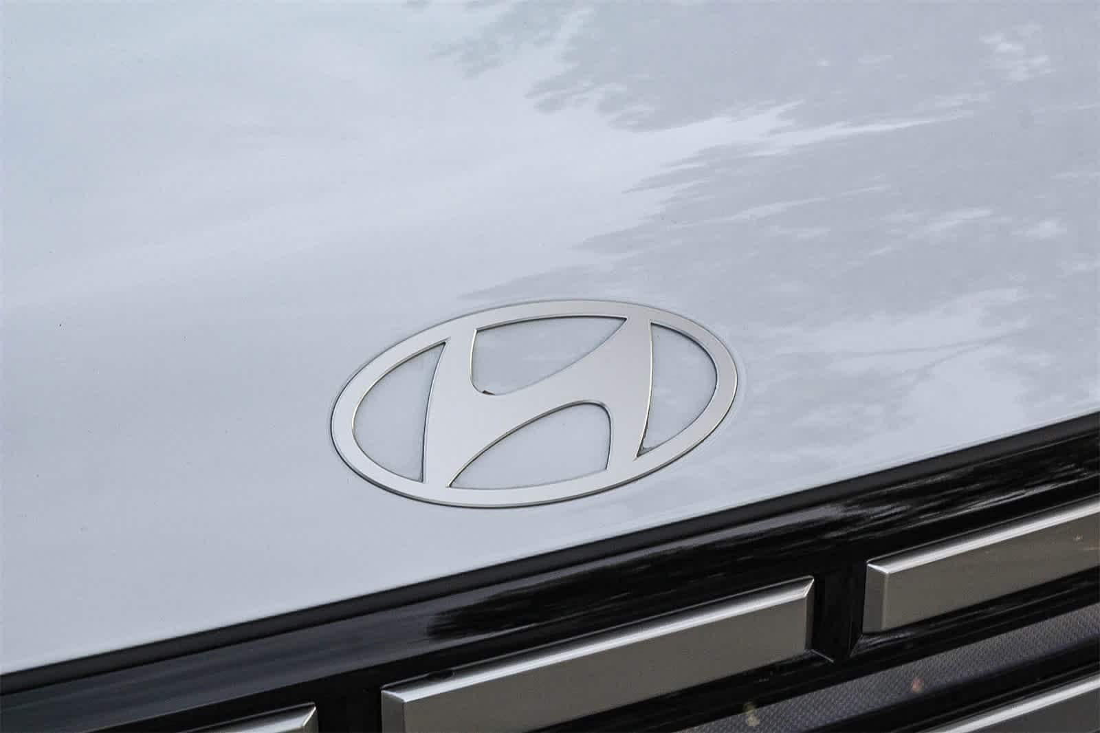 Thumbnail: 2026 Hyundai Santa Fe - 13