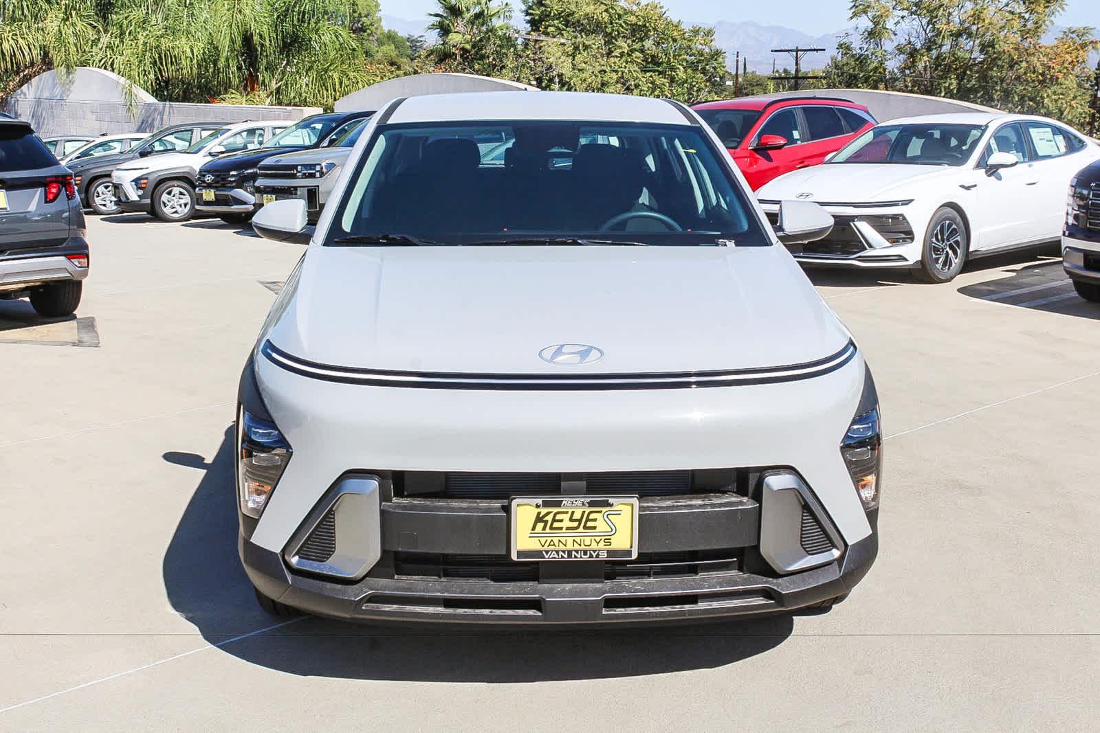 New 2027 Hyundai Kona SE FWD SUV