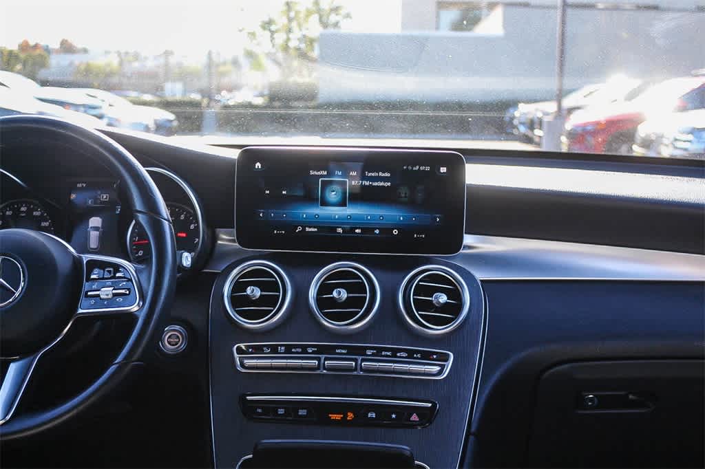 Thumbnail: 2020 Mercedes-Benz GLC - 18