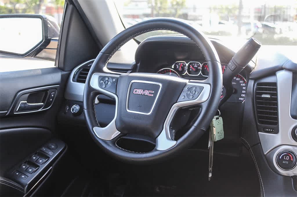 Thumbnail: 2015 GMC Yukon XL - 21