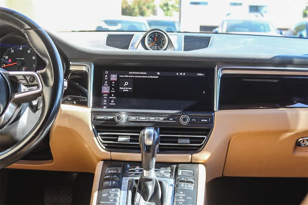 Thumbnail: 2019 Porsche Macan - 14