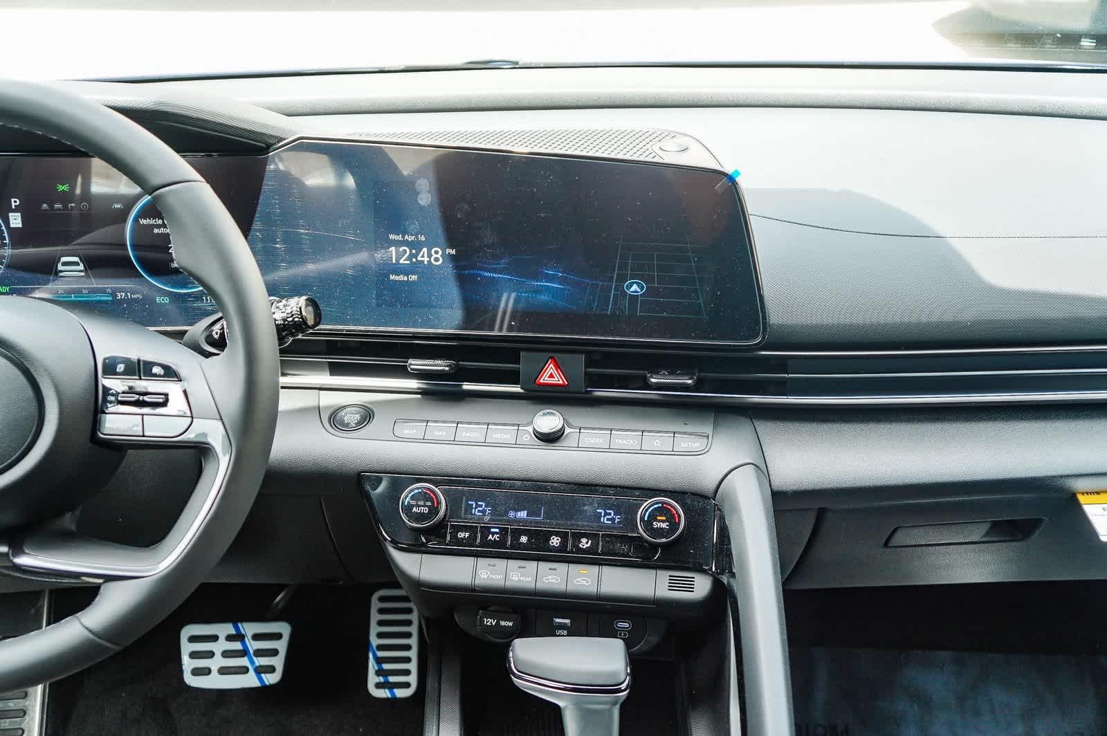 Thumbnail: 2025 Hyundai Elantra - 16