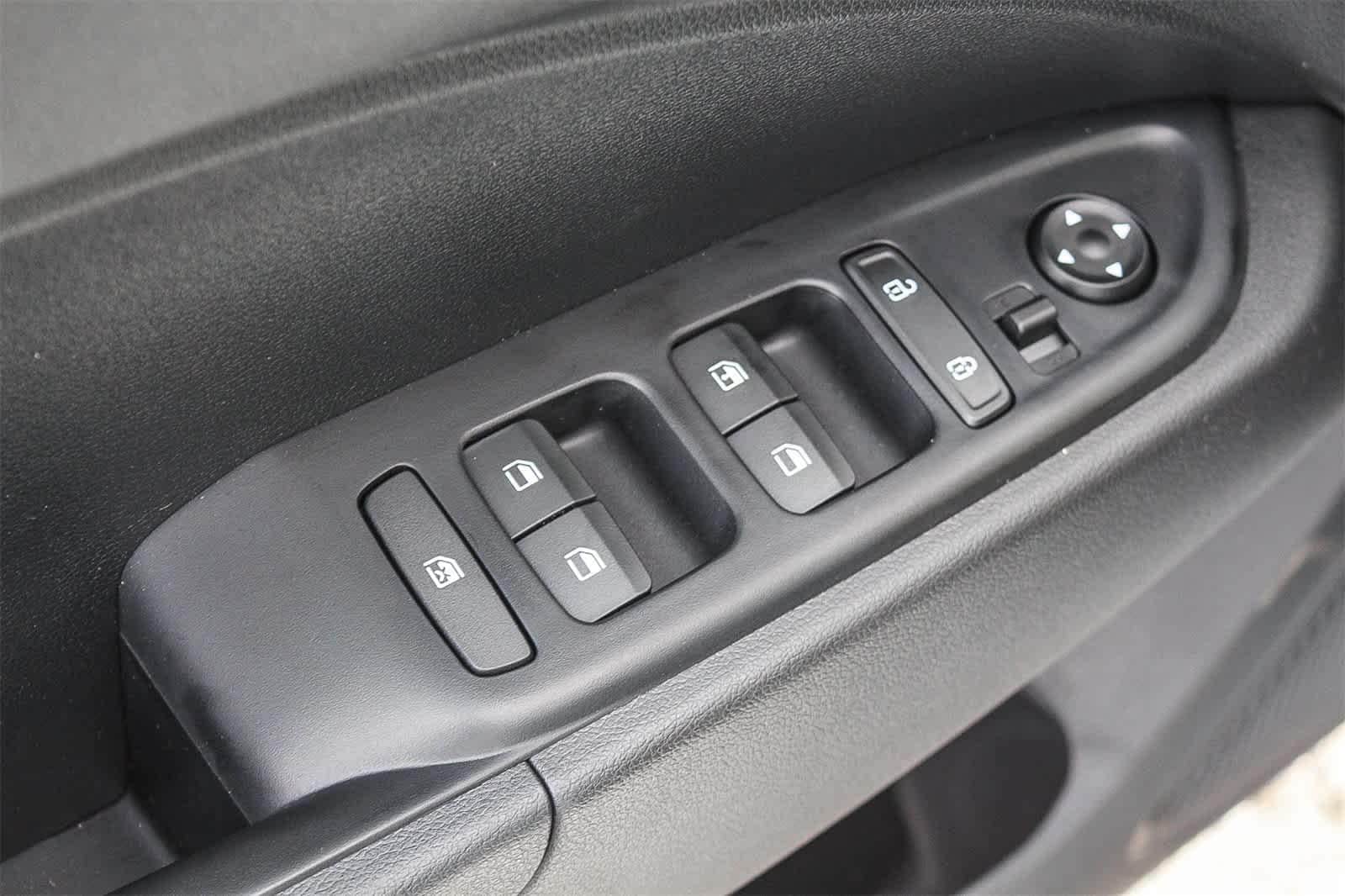 Thumbnail: 2026 Hyundai Venue - 28