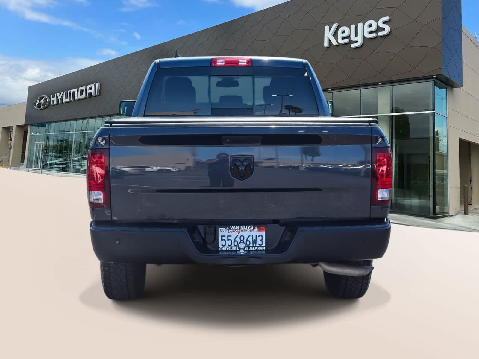 Thumbnail: 2020 RAM 1500 Classic - 6