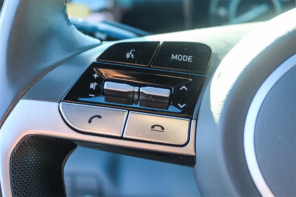 Thumbnail: 2023 Hyundai Elantra - 32