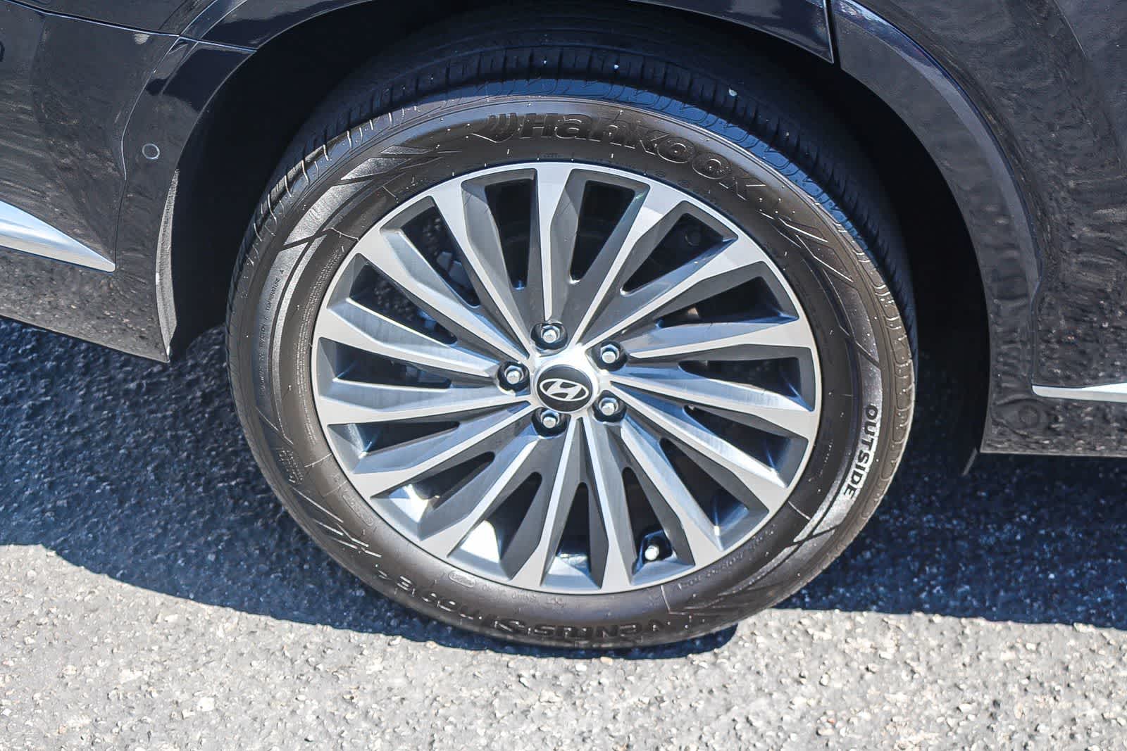 Thumbnail: 2024 Hyundai Palisade - 12