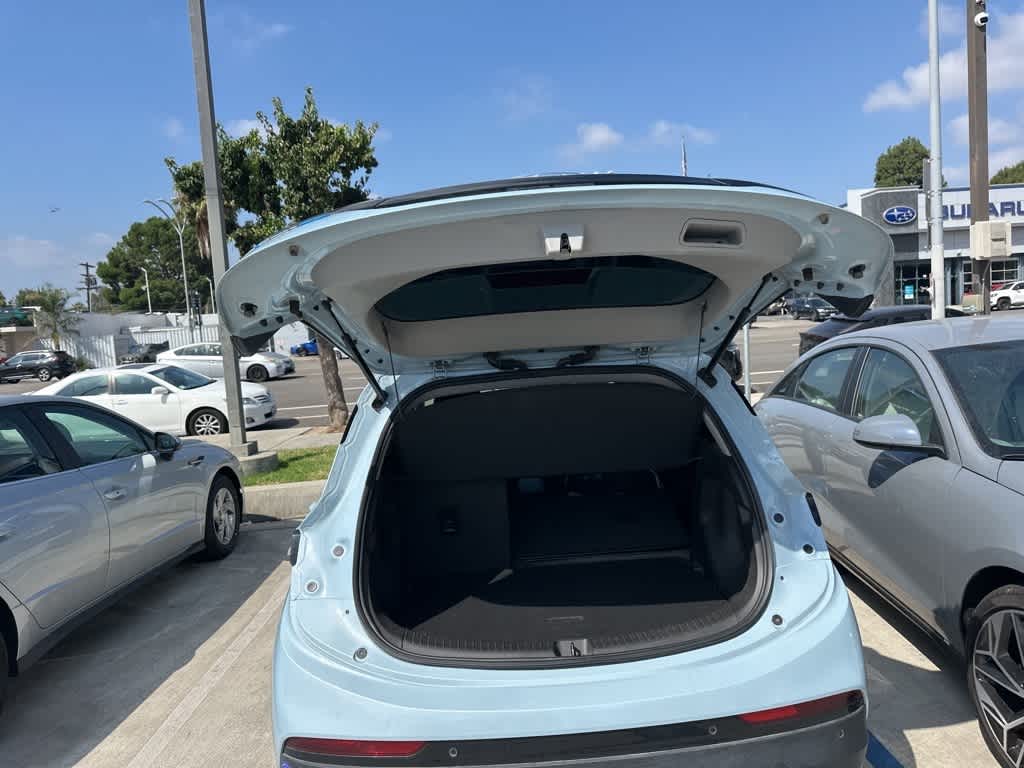 Thumbnail: 2022 Chevrolet Bolt EV - 25