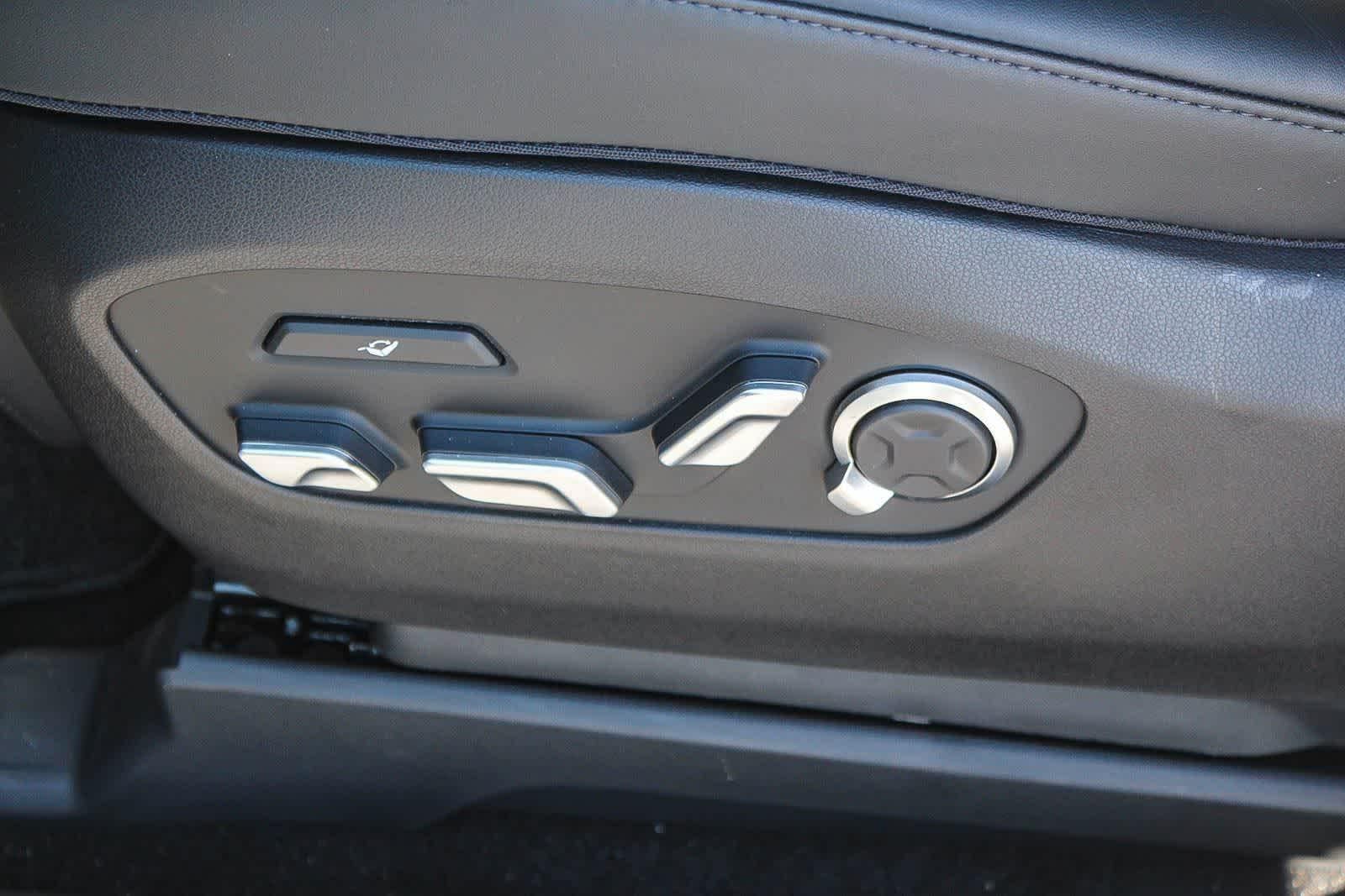 Thumbnail: 2026 Hyundai Ioniq - 28