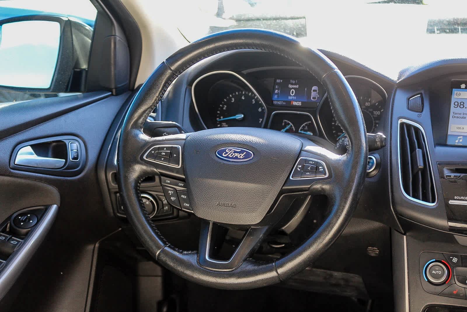 Thumbnail: 2017 Ford Focus - 22