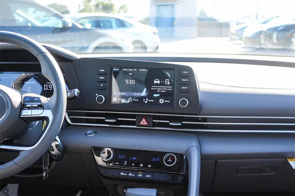 Thumbnail: 2026 Hyundai Elantra - 18