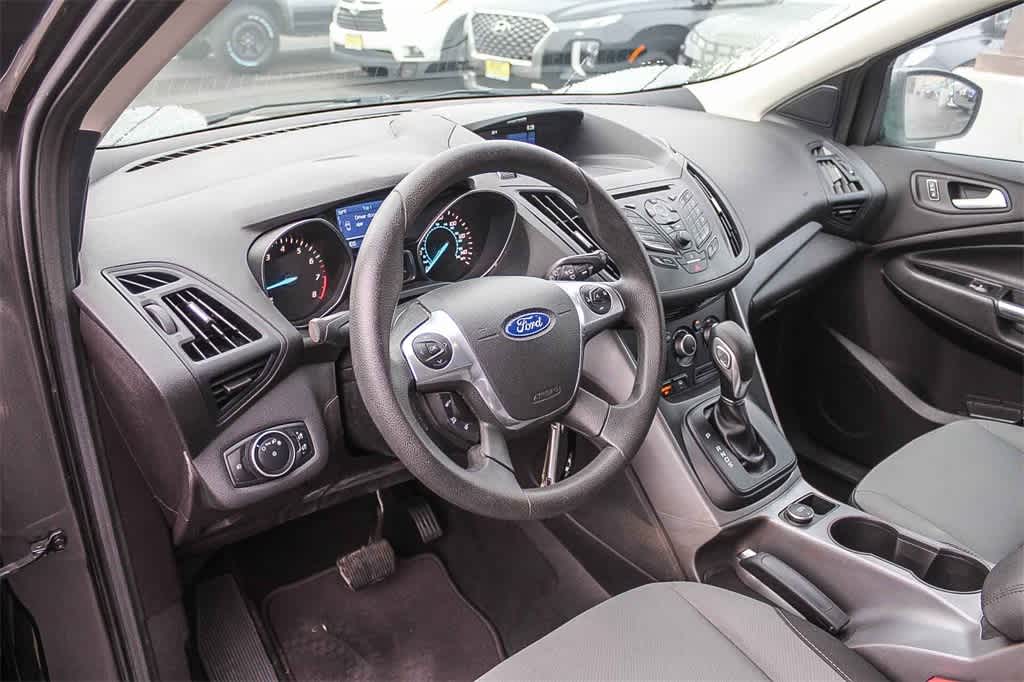 Thumbnail: 2015 Ford Escape - 21