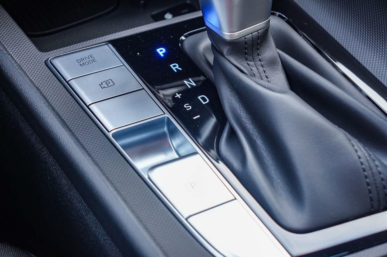 Thumbnail: 2025 Hyundai Elantra - 31