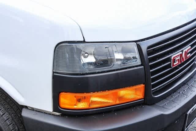 Thumbnail: 2023 GMC Savana - 10