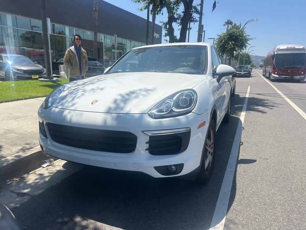 Thumbnail: 2018 Porsche Cayenne - 2