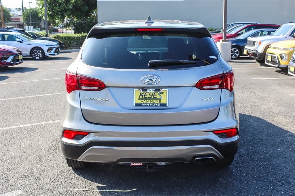 Thumbnail: 2017 Hyundai Santa Fe - 5
