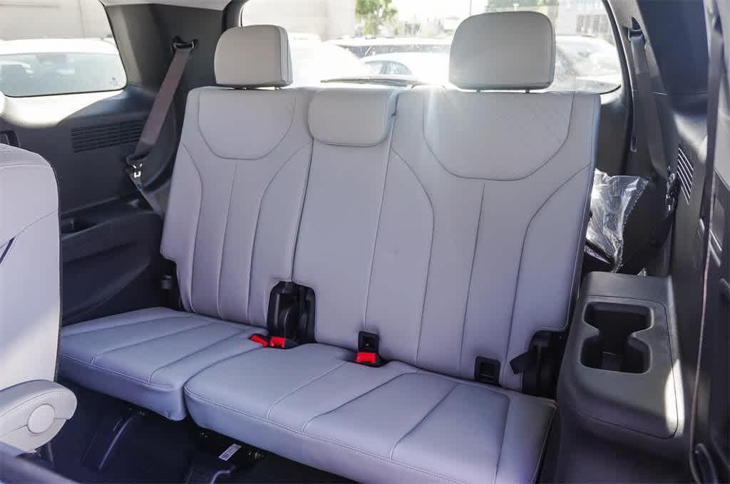 Thumbnail: 2025 Hyundai Palisade - 24