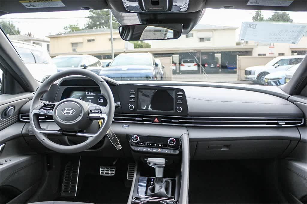 Thumbnail: 2026 Hyundai Elantra - 14