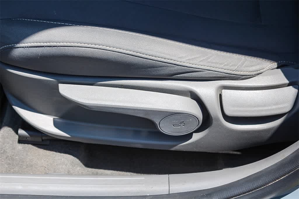 2022 Hyundai Elantra SEL 22