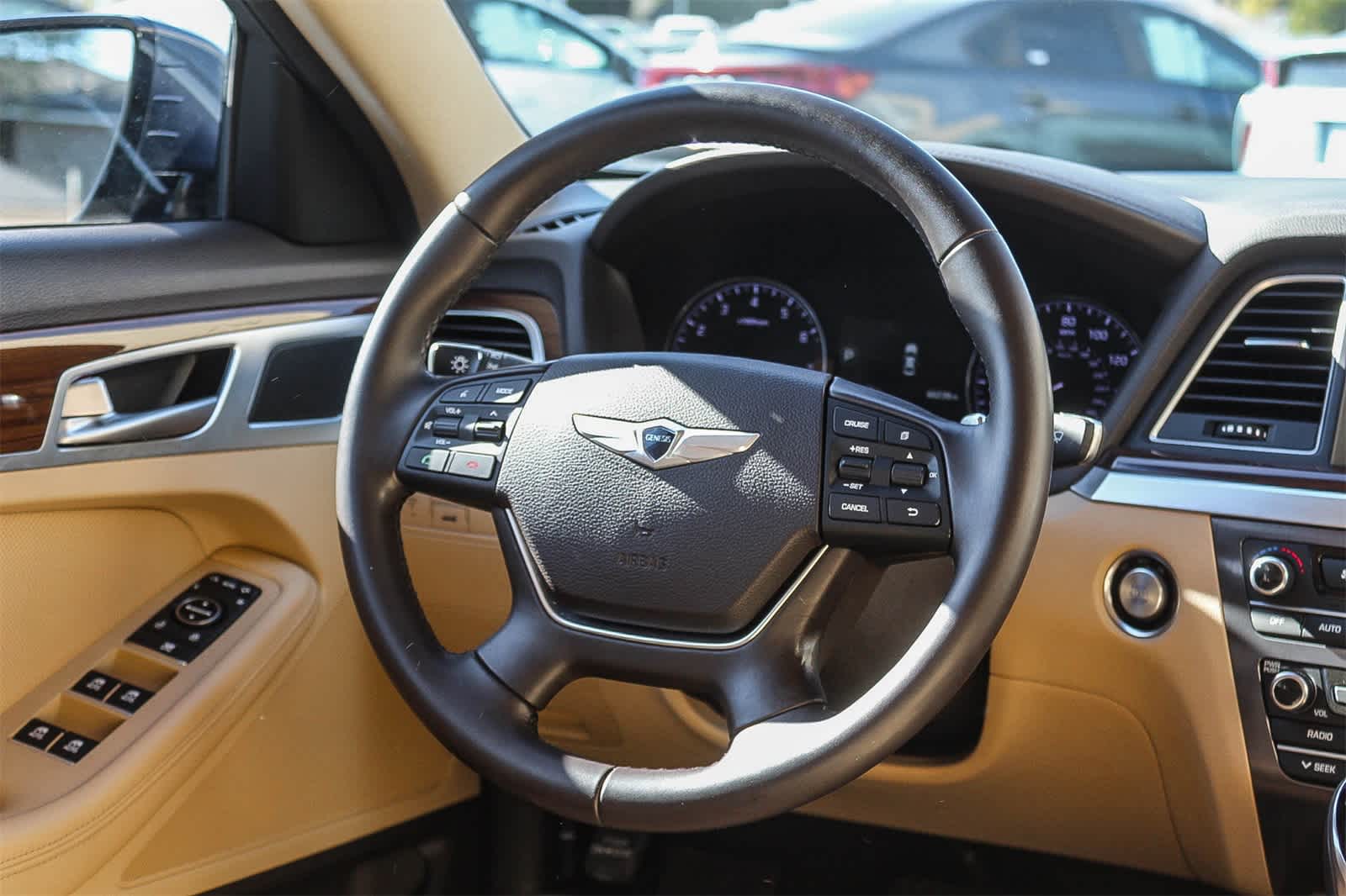 Thumbnail: 2015 Hyundai Genesis - 22