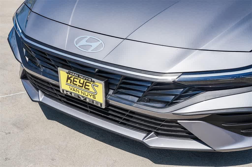 Thumbnail: 2025 Hyundai Elantra - 8
