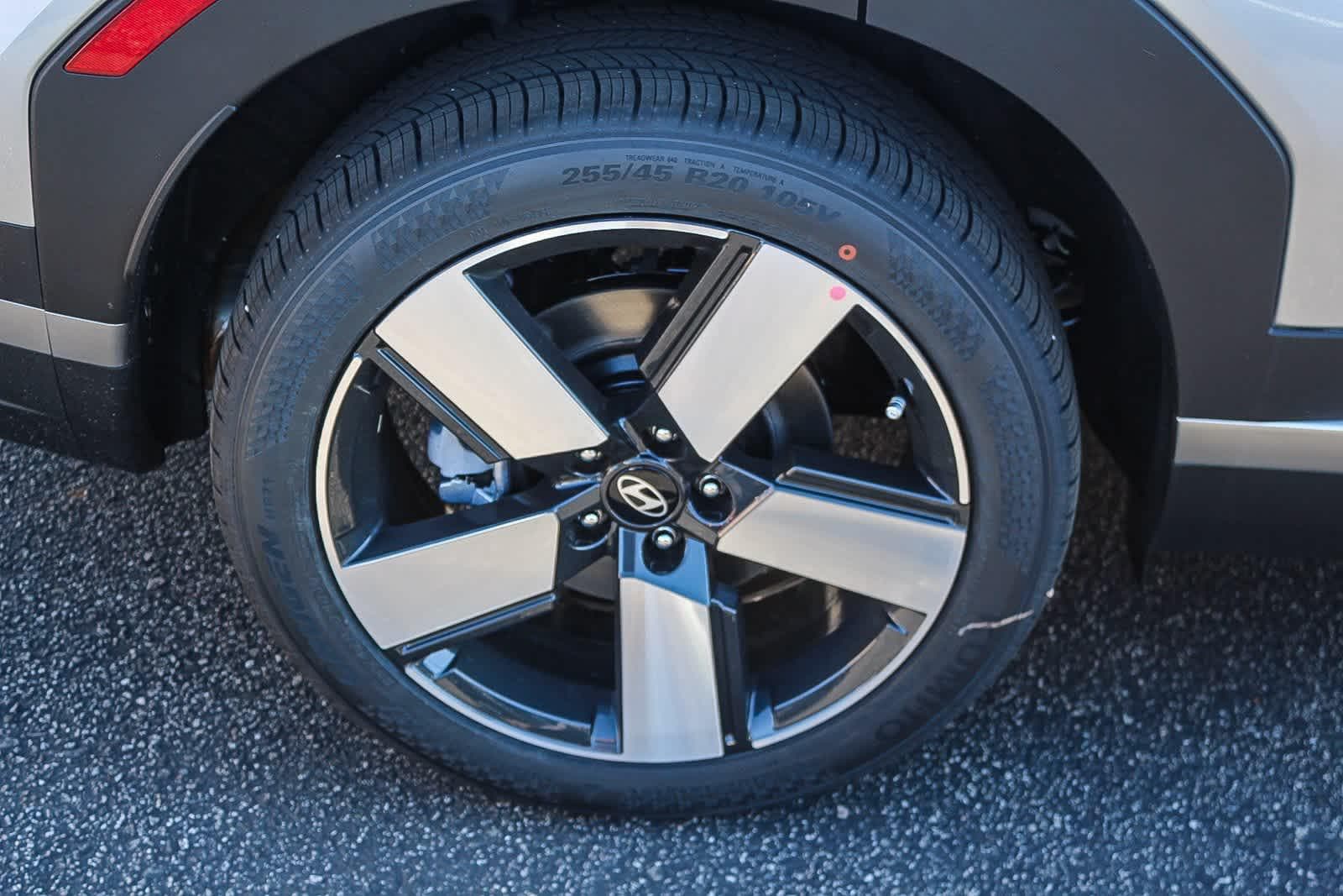 Thumbnail: 2026 Hyundai Santa Fe - 9