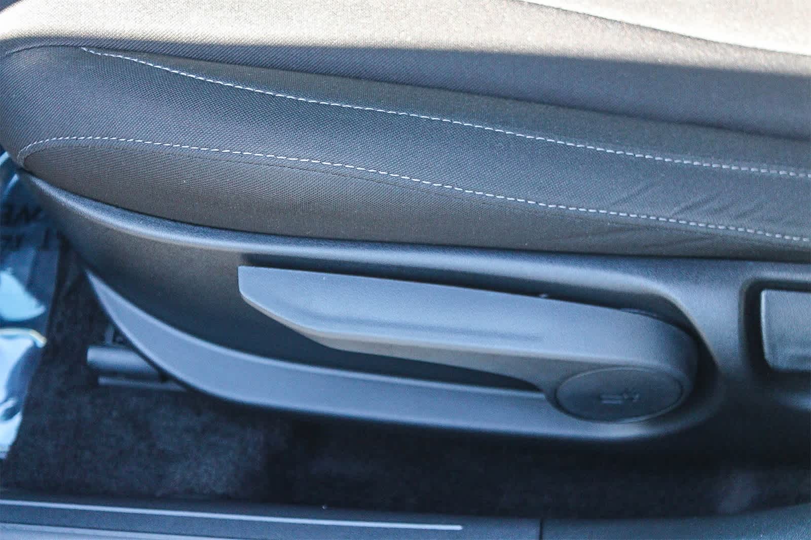 Thumbnail: 2025 Hyundai Elantra - 27