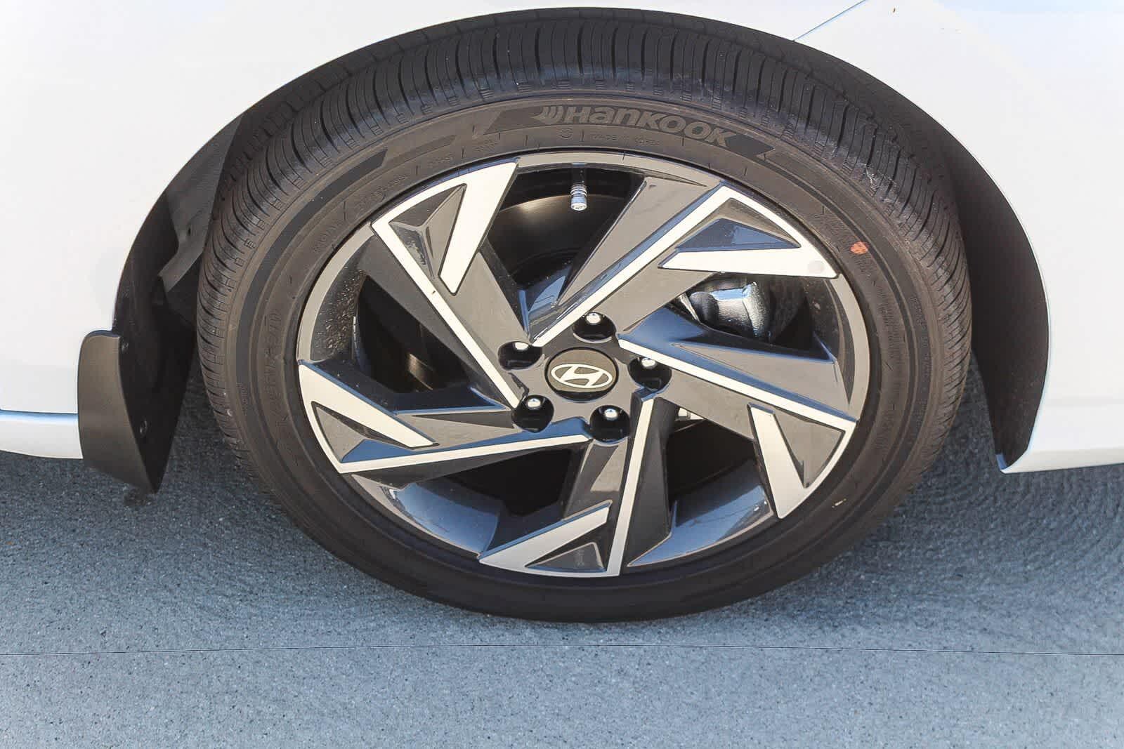 Thumbnail: 2026 Hyundai Elantra - 11