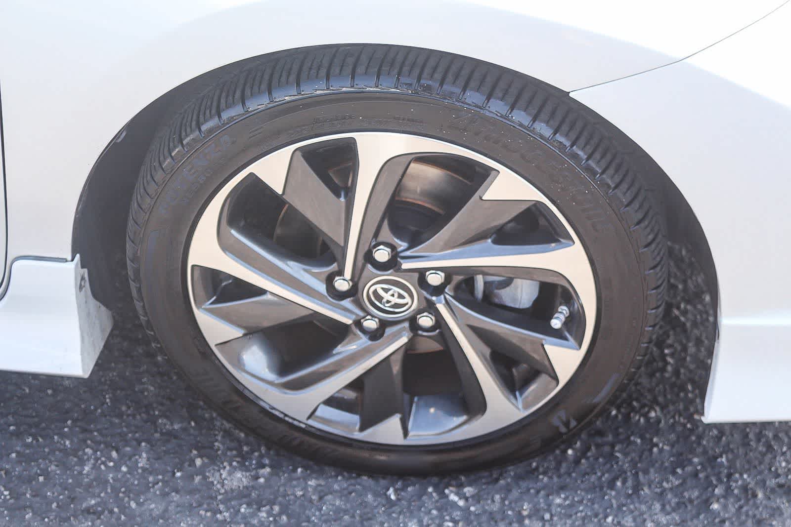 Thumbnail: 2018 Toyota Corolla iM - 13