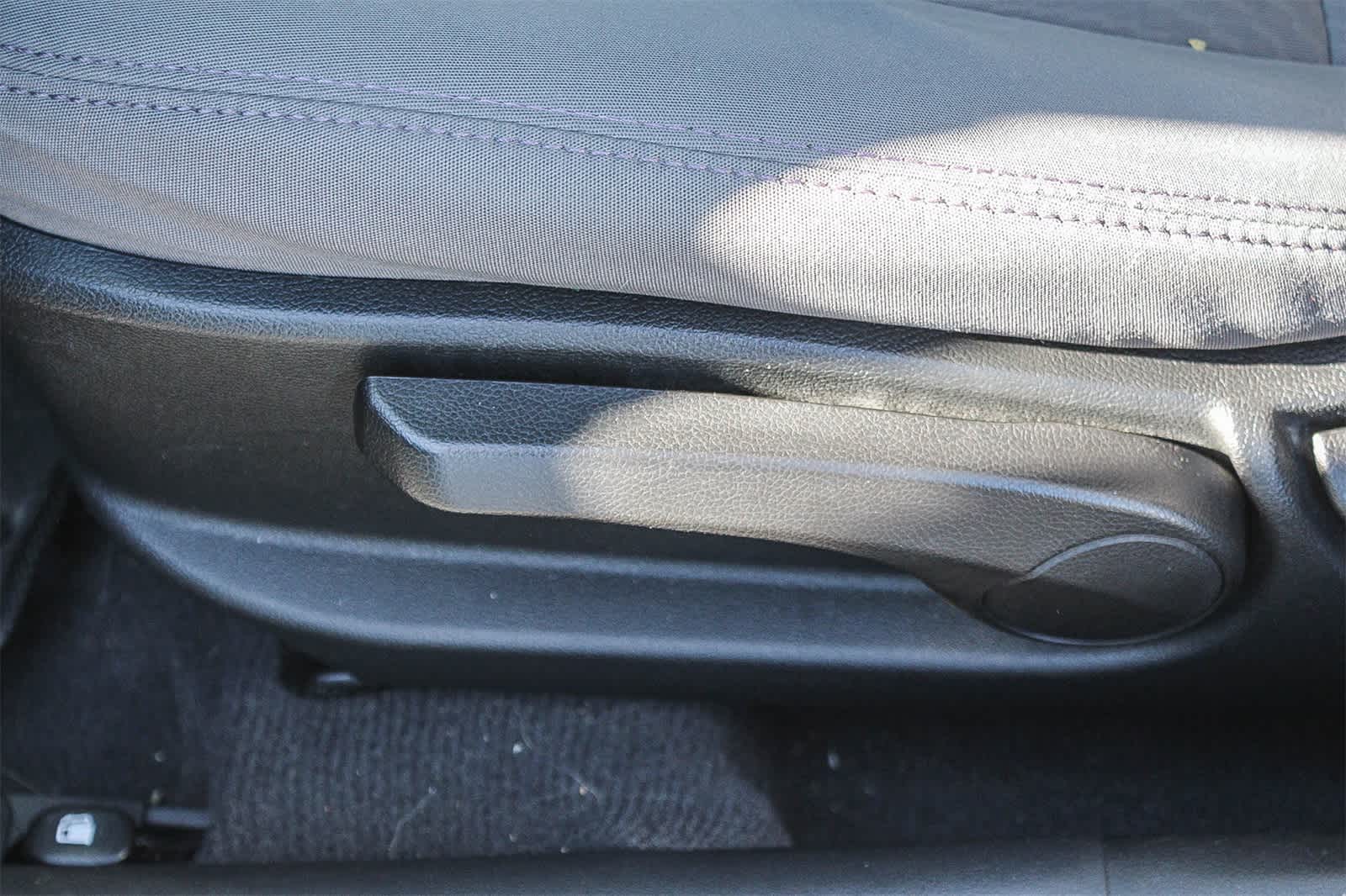 Thumbnail: 2014 Hyundai Elantra - 27