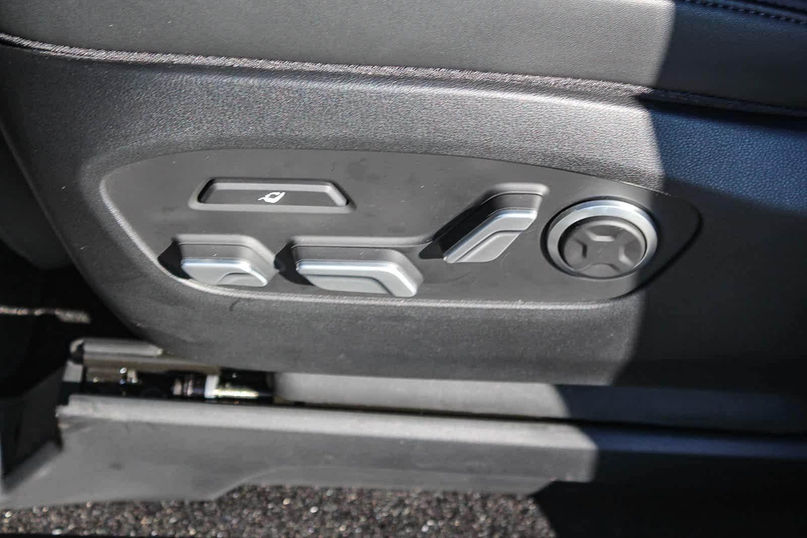 Thumbnail: 2026 Hyundai Ioniq - 28