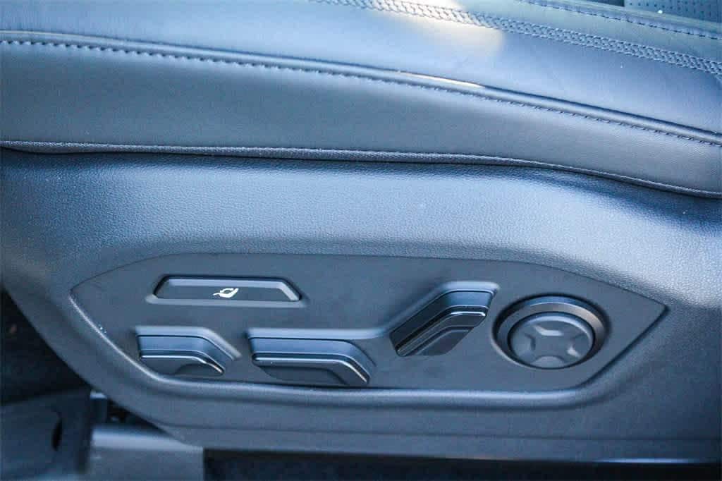 Thumbnail: 2025 Hyundai Santa Fe - 23