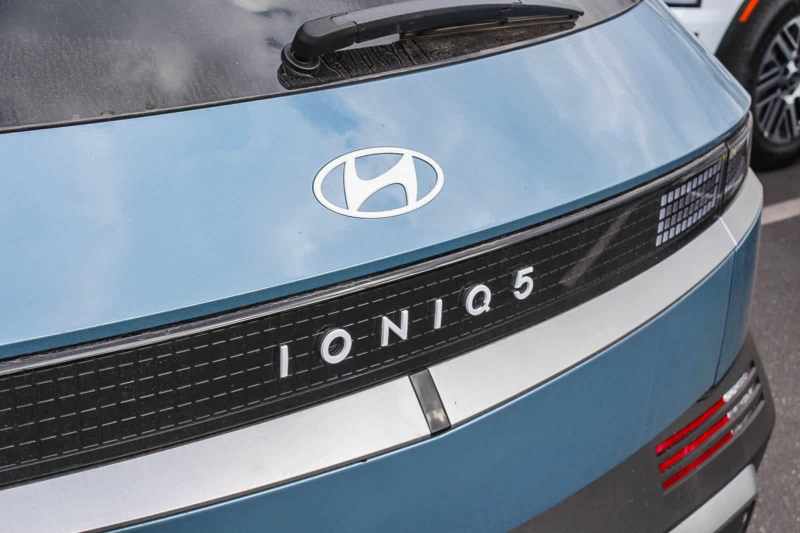 Thumbnail: 2026 Hyundai Ioniq 5 - 14