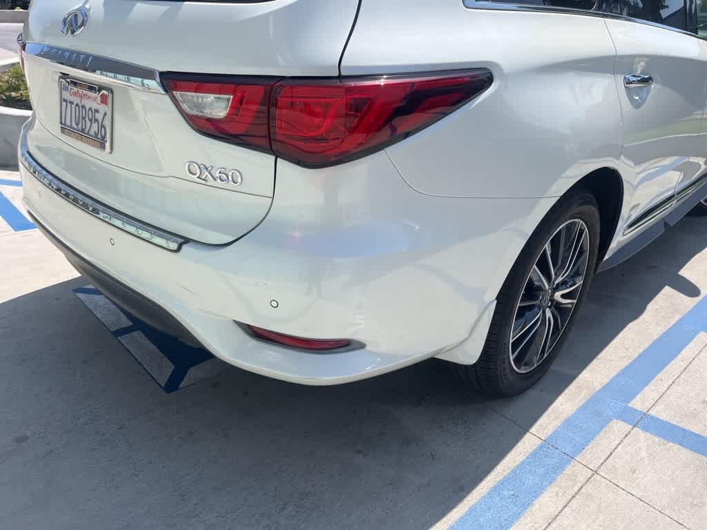 Thumbnail: 2016 INFINITI QX60 - 20