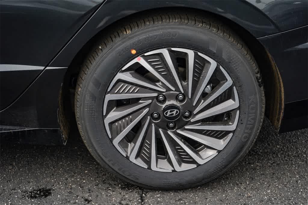 Thumbnail: 2025 Hyundai Sonata - 11