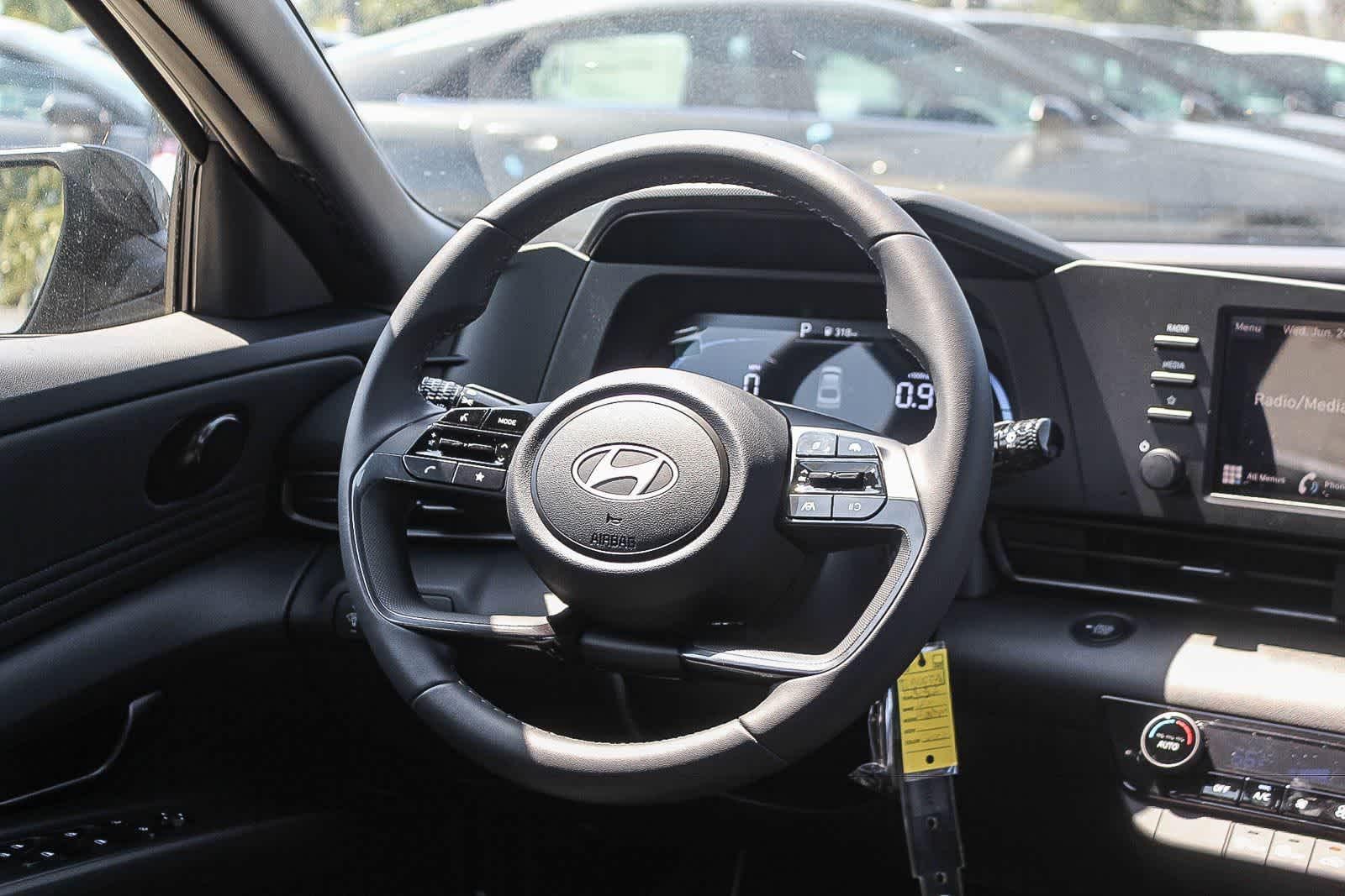 Thumbnail: 2026 Hyundai Elantra - 22