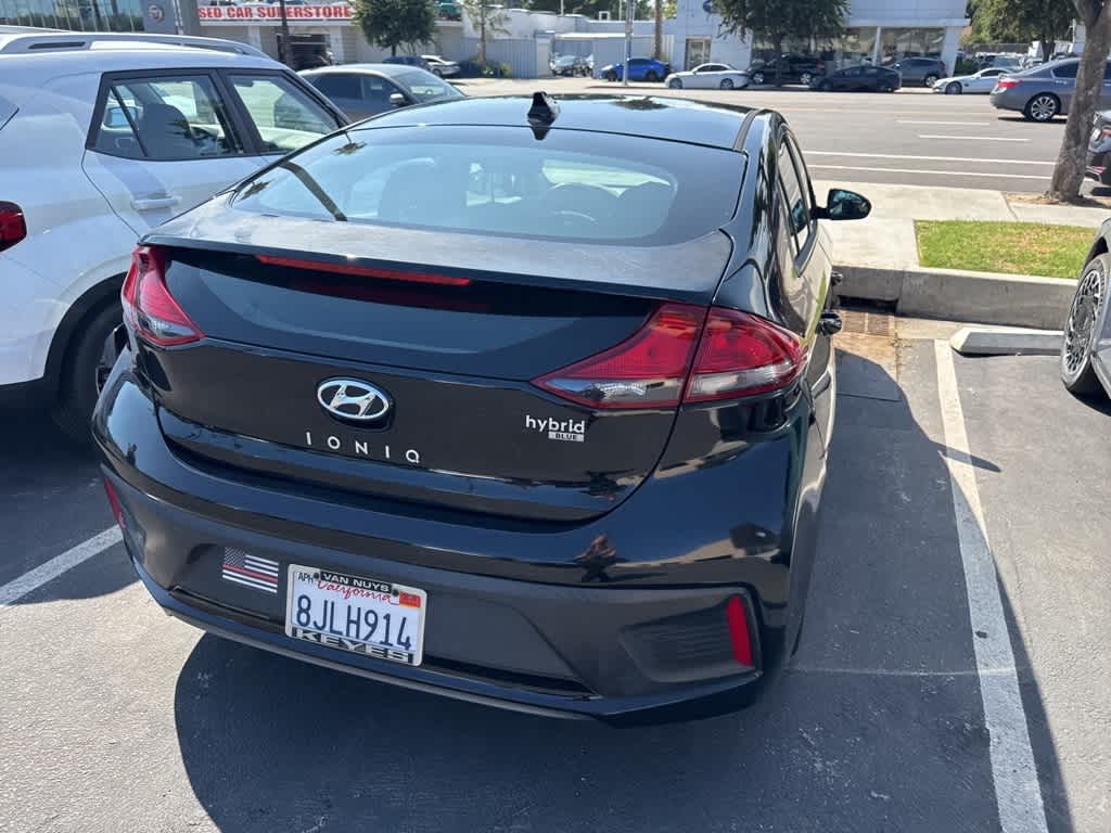 Thumbnail: 2019 Hyundai Ioniq - 21