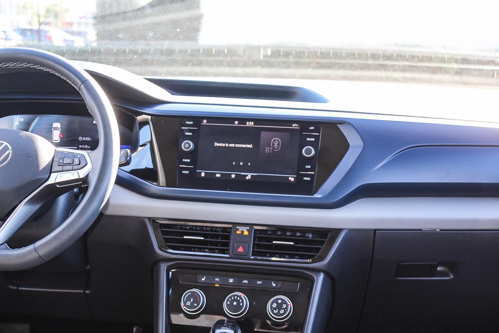 Thumbnail: 2023 Volkswagen Taos - 19