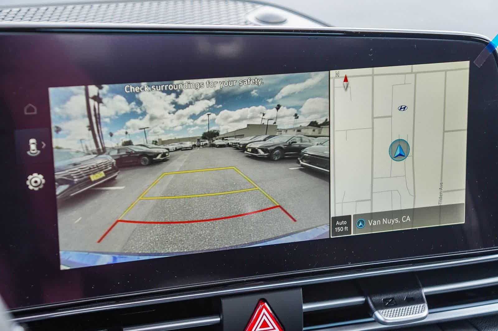 Thumbnail: 2025 Hyundai Elantra - 33