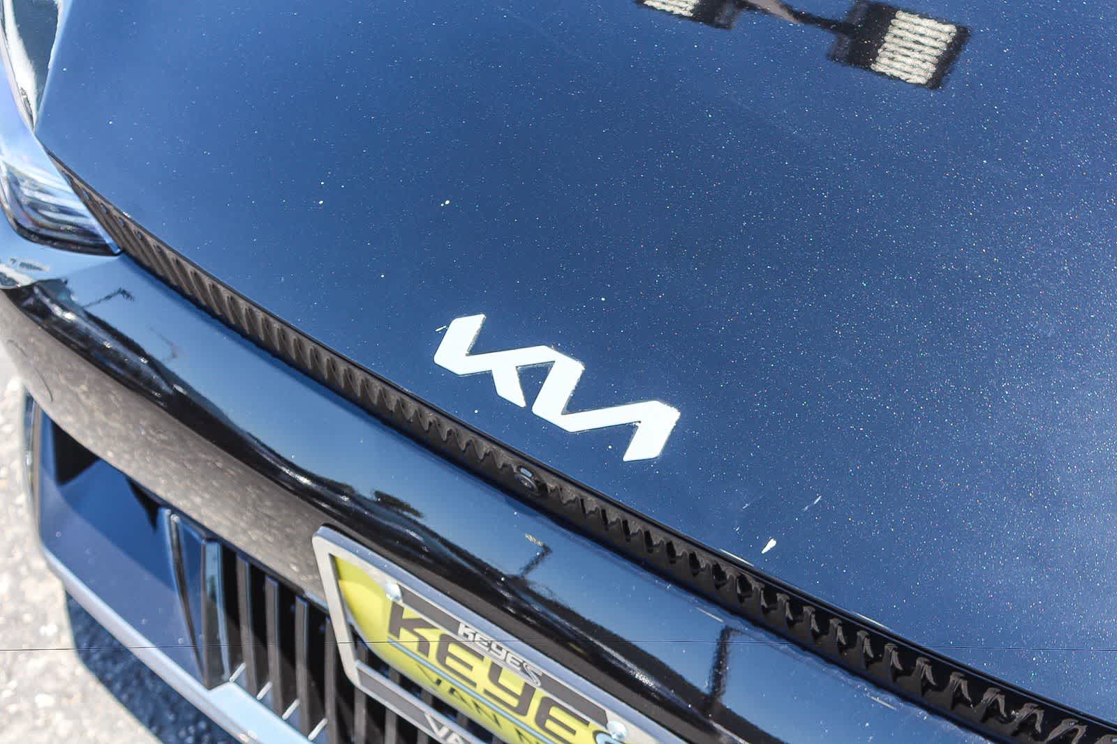 Thumbnail: 2024 Kia EV6 - 16