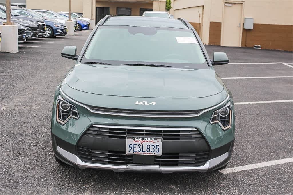 Used 2023 Kia Niro EX SUV