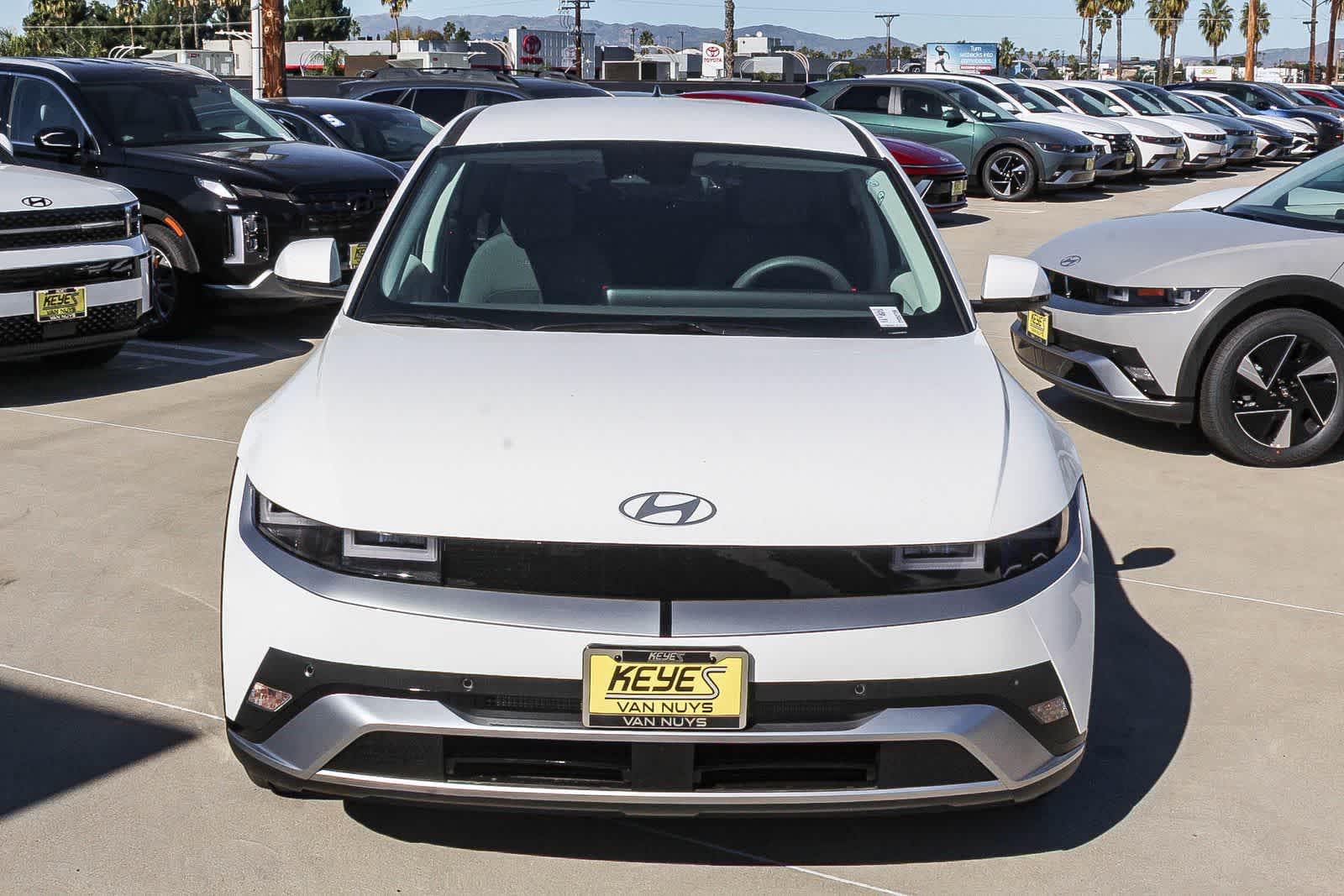 Thumbnail: 2026 Hyundai Ioniq 5 - 2