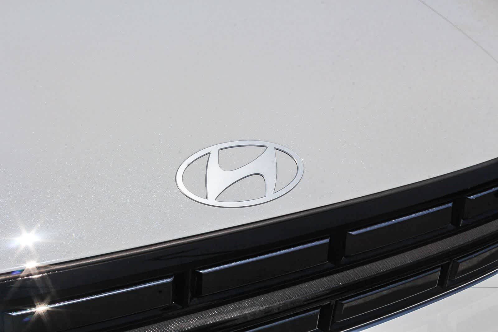 Thumbnail: 2025 Hyundai Santa Fe - 14