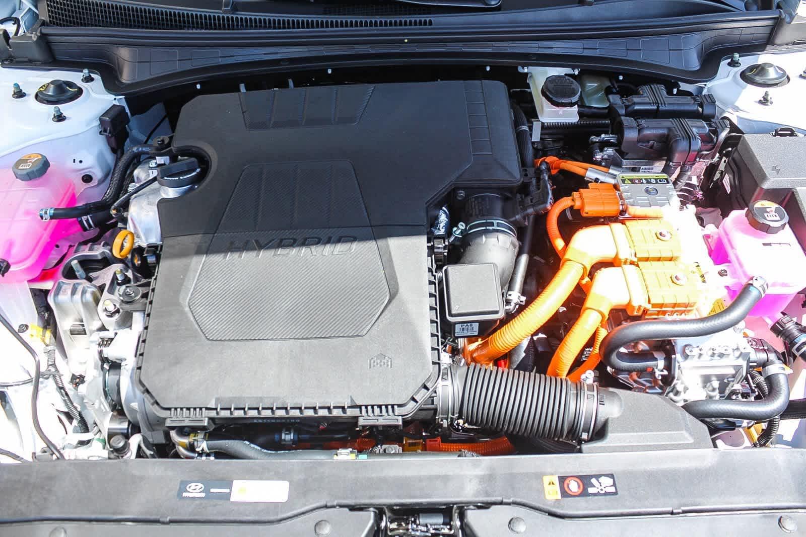 Thumbnail: 2025 Hyundai Elantra - 16